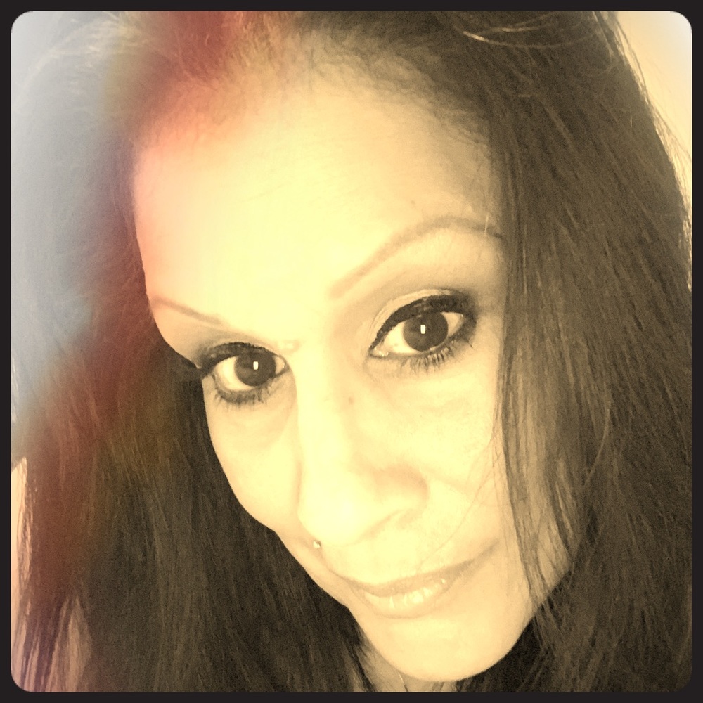 Meet your Posher, Julie